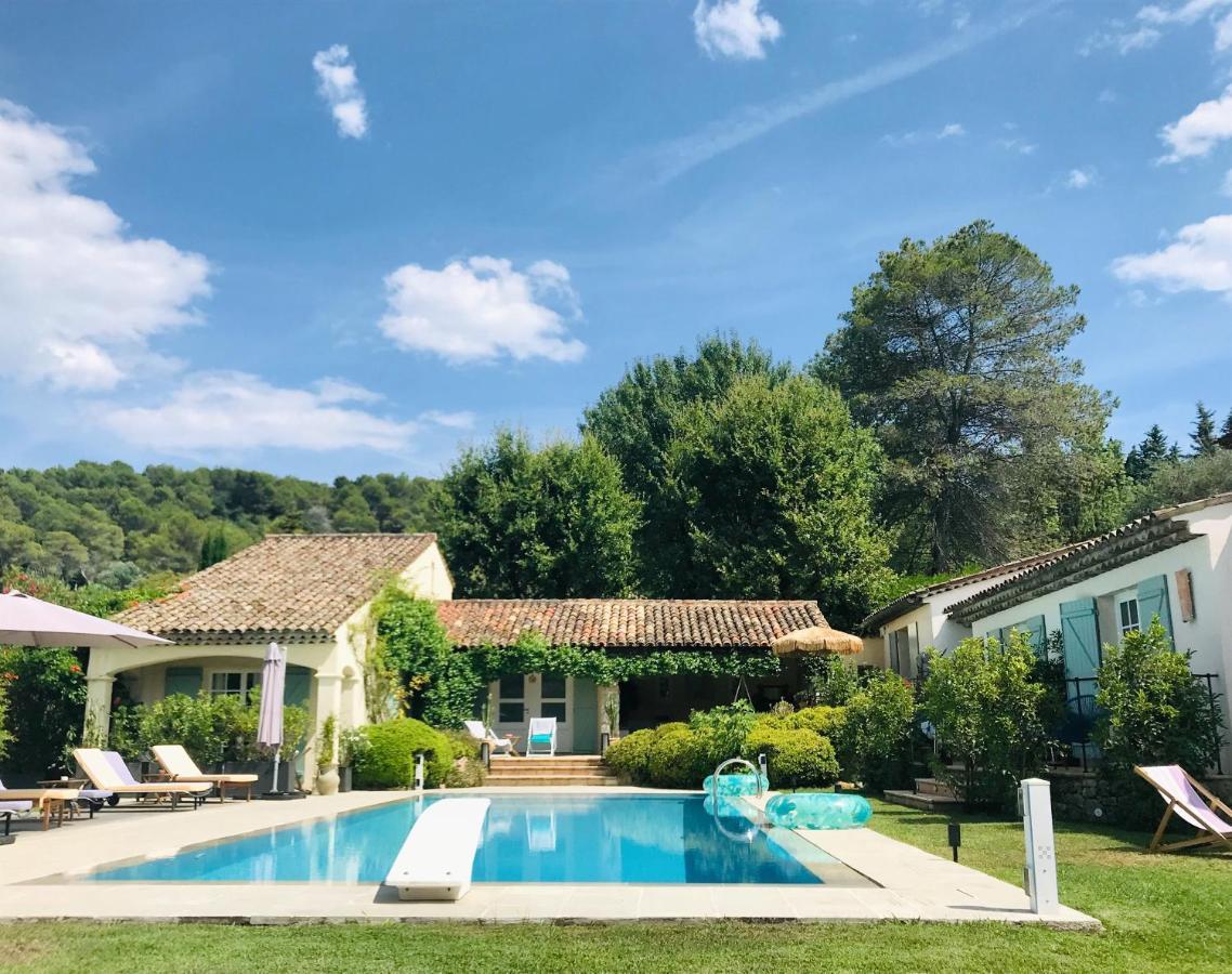Le Mas De La Source Bed & Breakfast Mougins Bagian luar foto