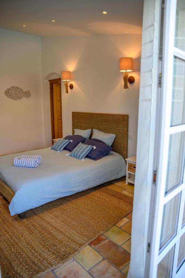 Le Mas De La Source Bed & Breakfast Mougins Bagian luar foto