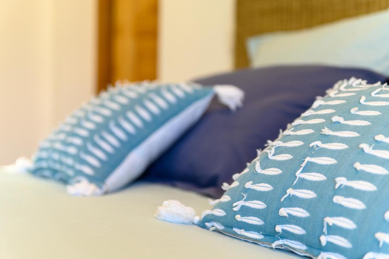 Le Mas De La Source Bed & Breakfast Mougins Bagian luar foto