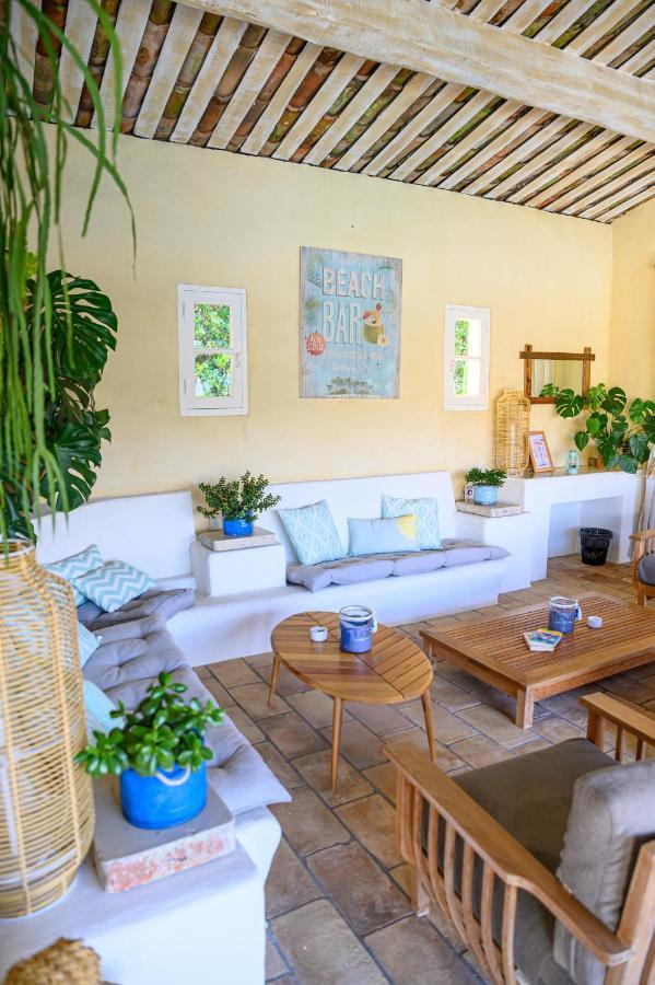 Le Mas De La Source Bed & Breakfast Mougins Bagian luar foto