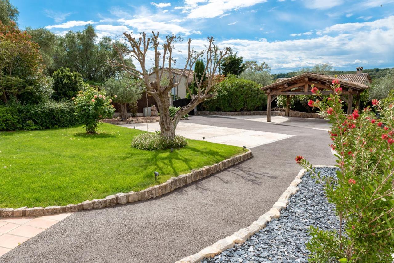 Le Mas De La Source Bed & Breakfast Mougins Bagian luar foto