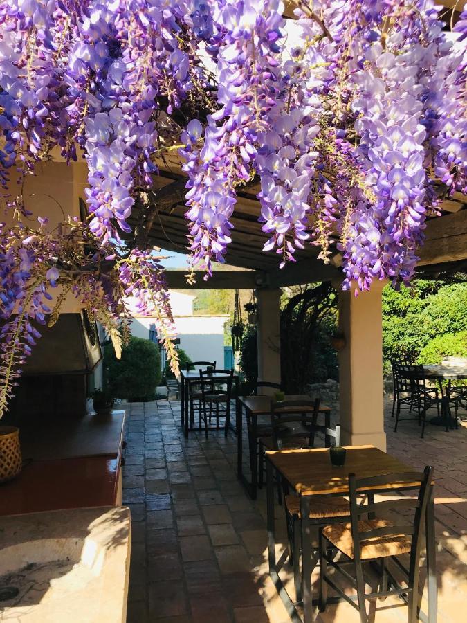 Le Mas De La Source Bed & Breakfast Mougins Bagian luar foto